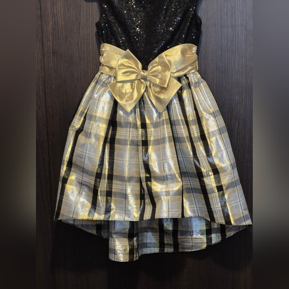 Iris & Ivy Black Sequin and Gold Plaid Kids Dress - Picture 3 of 10